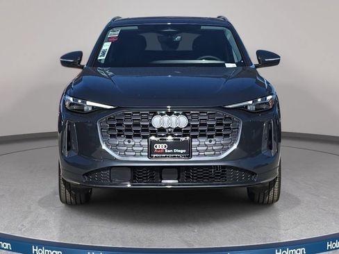 Certified 2025 Audi Q5 Premium Plus w/ Premium Plus AWD/4WD image 3