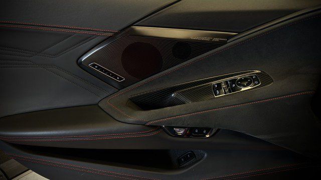 Used 2024 Chevrolet Corvette Z06 w/ Z07 Performance Package RWD image 16