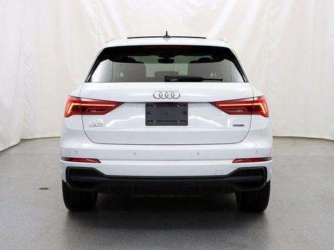 Used 2022 Audi Q3 2.0T Premium Plus w/ Premium Plus Package image 6