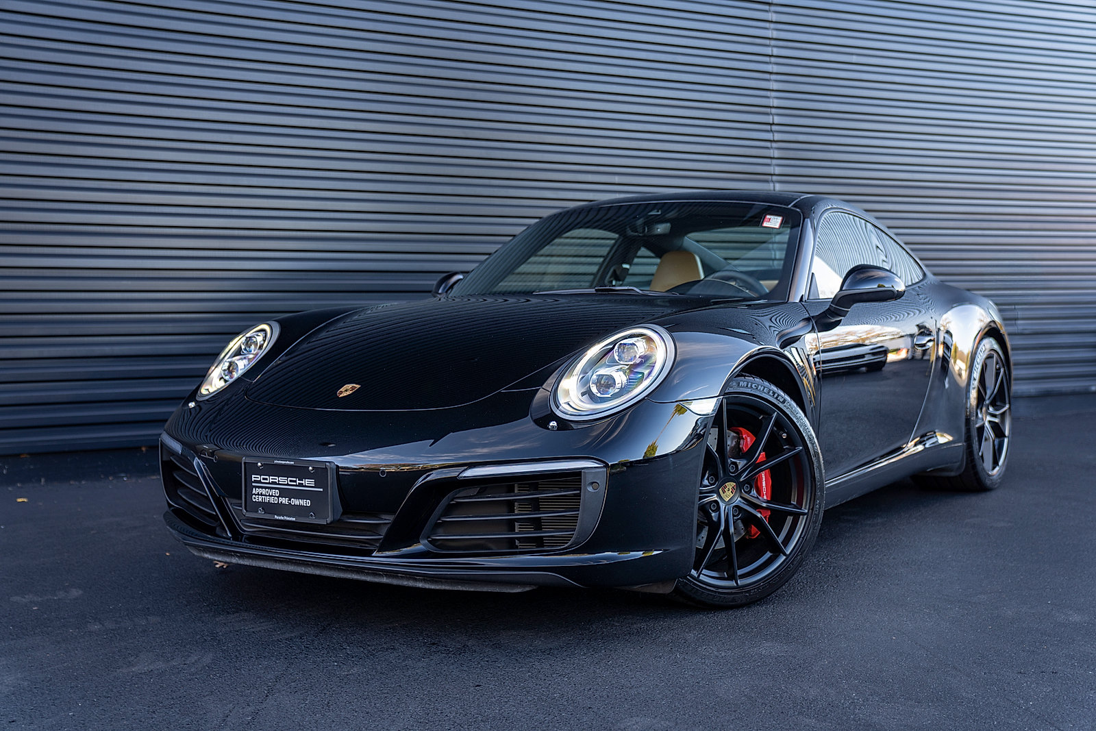 Certified 2017 Porsche 911 Carrera S RWD image 1