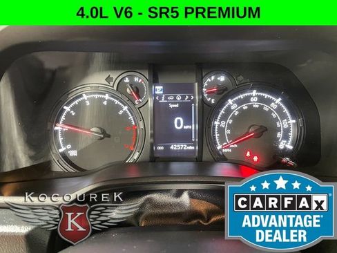 Used 2022 Toyota 4Runner SR5 Premium w/ Moonroof Package image 15