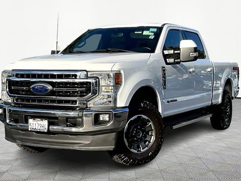 Used 2022 Ford F250 Lariat w/ Lariat Value Package image 3