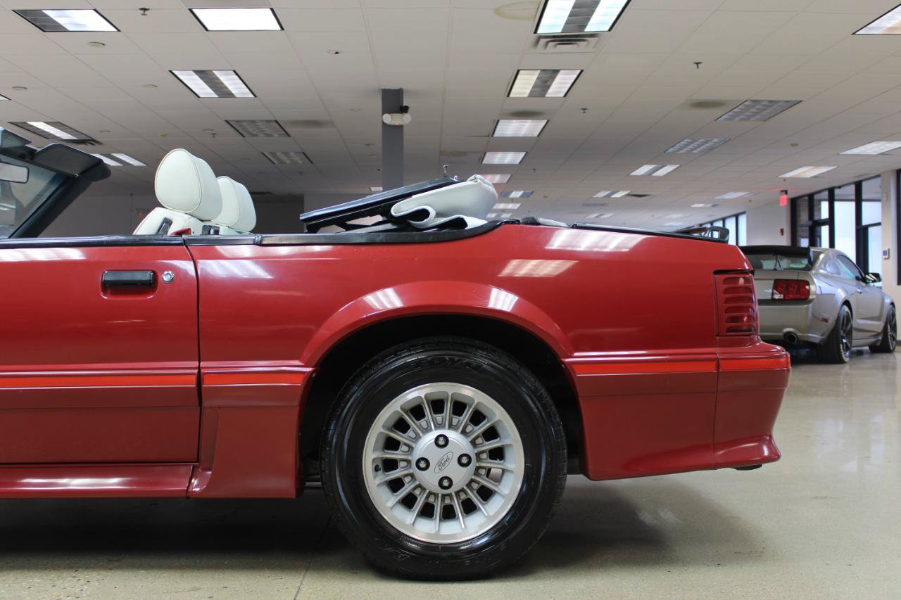 Used 1987 Ford Mustang GT RWD image 35