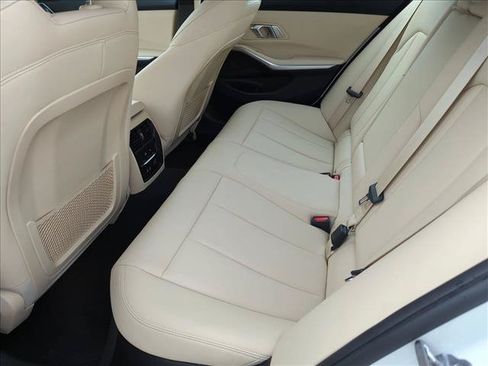 Used 2020 BMW 330i Sedan w/ Convenience Package RWD image 13