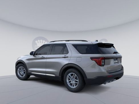 New 2025 Ford Explorer Active w/ Active Comfort Package image 5
