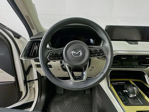 Certified 2026 MAZDA CX-90 3.3 Turbo S w/ Premium Plus AWD/4WD image 11