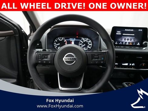 Used 2021 Nissan Rogue SV image 4