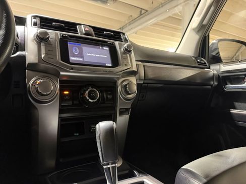 Used 2016 Toyota 4Runner SR5 Premium AWD/4WD image 15