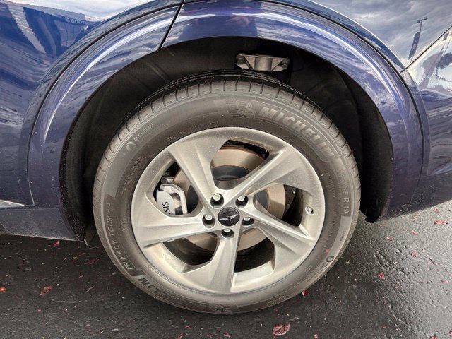 Used 2026 Genesis GV70 2.5T AWD/4WD image 13