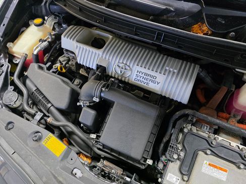 Used 2012 Toyota Prius Four FWD image 36