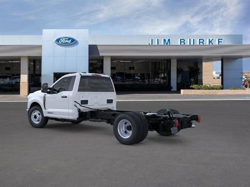 New 2026 Ford F350 XL image 4