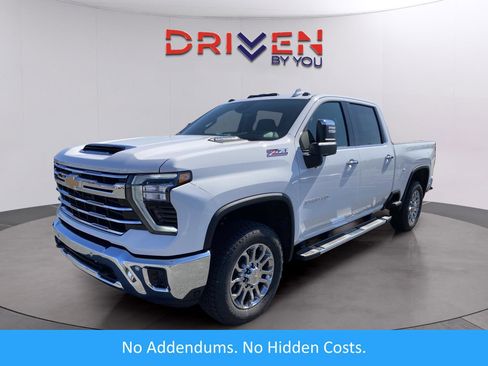 New 2026 Chevrolet Silverado 2500 LTZ w/ LTZ Convenience Package AWD/4WD image 1