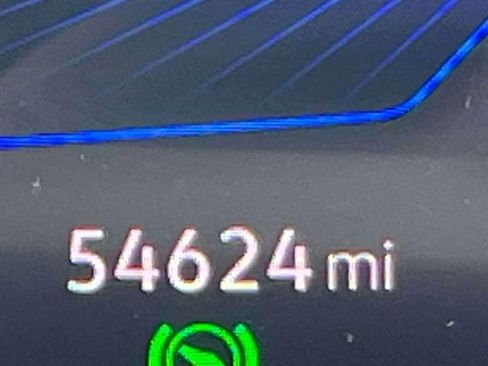 Used 2024 Volkswagen Tiguan SE image 36