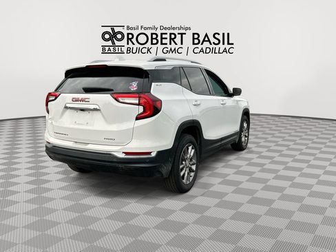 Used 2024 GMC Terrain SLT AWD/4WD image 6