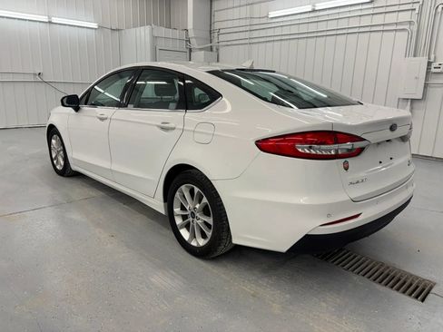 Used 2020 Ford Fusion SE FWD image 7