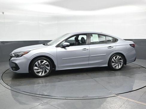 Used 2024 Subaru Legacy Limited image 8
