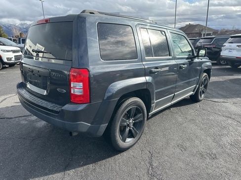 Used 2014 Jeep Patriot Sport w/ Southwest Package image 7