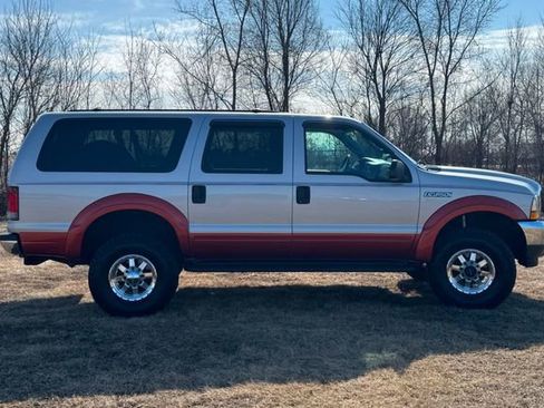 Used 2003 Ford Excursion XLT image 7