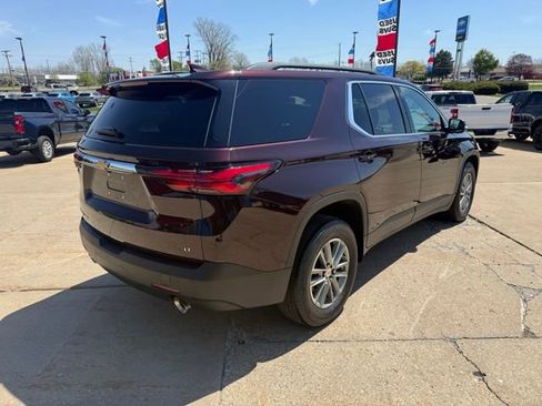Used 2023 Chevrolet Traverse LT w/ LPO, Floor Liner Package AWD/4WD image 5