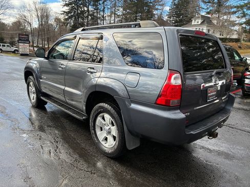Used 2007 Toyota 4Runner SR5 image 8