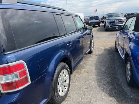Used 2012 Ford Flex SE FWD image 17
