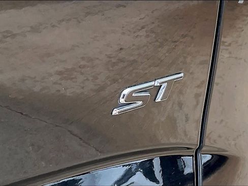 Certified 2023 Buick Enclave Essence w/ Experience Buick Package image 11