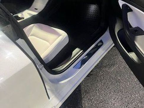 Used 2020 Tesla Model 3 Performance AWD/4WD image 4