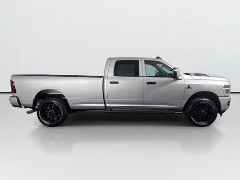 New 2026 RAM 2500 Tradesman AWD/4WD image 3