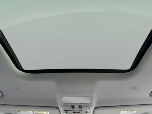 Certified 2025 Land Rover Defender 130 X-Dynamic SE image 13