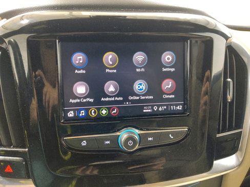 Used 2023 Chevrolet Traverse LT w/ LPO, Cargo Package AWD/4WD image 25