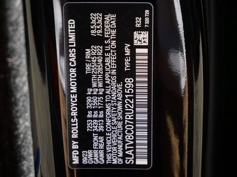 Certified 2024 Rolls-Royce Cullinan Black Badge image 32