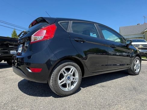 Used 2019 Ford Fiesta SE FWD image 6