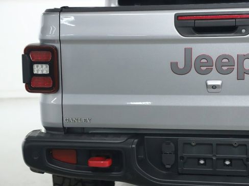 Used 2020 Jeep Gladiator Rubicon image 42