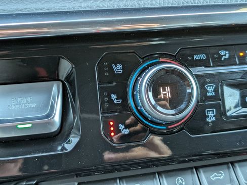 Used 2024 GMC Sierra 1500 Denali w/ Denali Reserve Package image 32