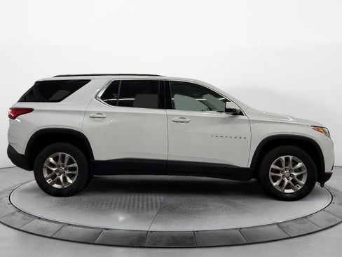 Used 2020 Chevrolet Traverse LT w/ Driver Confidence II Package image 1
