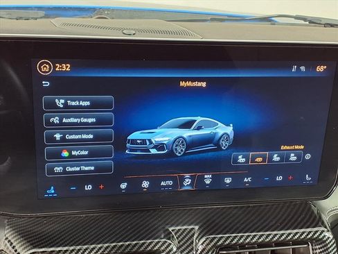 Used 2024 Ford Mustang GT Premium image 23