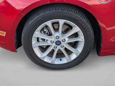 Used 2020 Ford Fusion Energi Titanium image 9