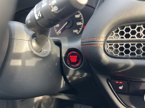 Certified 2026 Honda HR-V Sport image 15