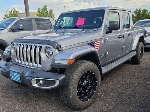 Certified 2020 Jeep Gladiator Overland AWD/4WD image 1