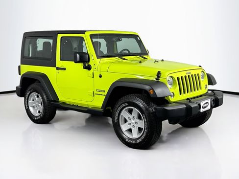 Used 2016 Jeep Wrangler Sport AWD/4WD image 2