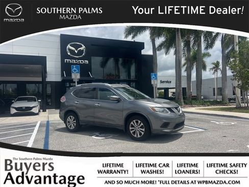 Used 2016 Nissan Rogue SV FWD image 1