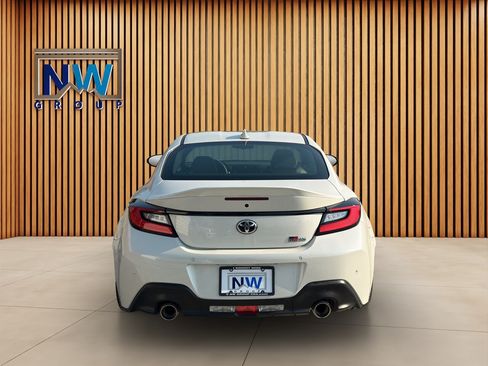 Used 2025 Toyota GR86 Premium w/ Performance Package RWD image 44