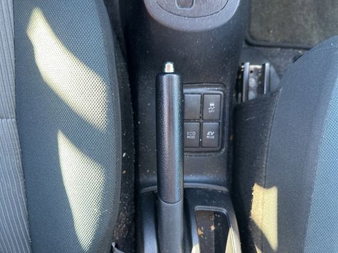 Used 2015 Toyota Prius C Two image 9