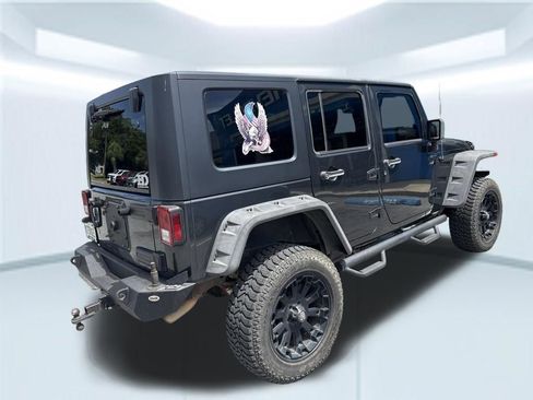 Used 2010 Jeep Wrangler Unlimited Sport AWD/4WD image 11