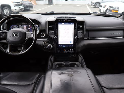 Used 2022 RAM 1500 Limited AWD/4WD image 16