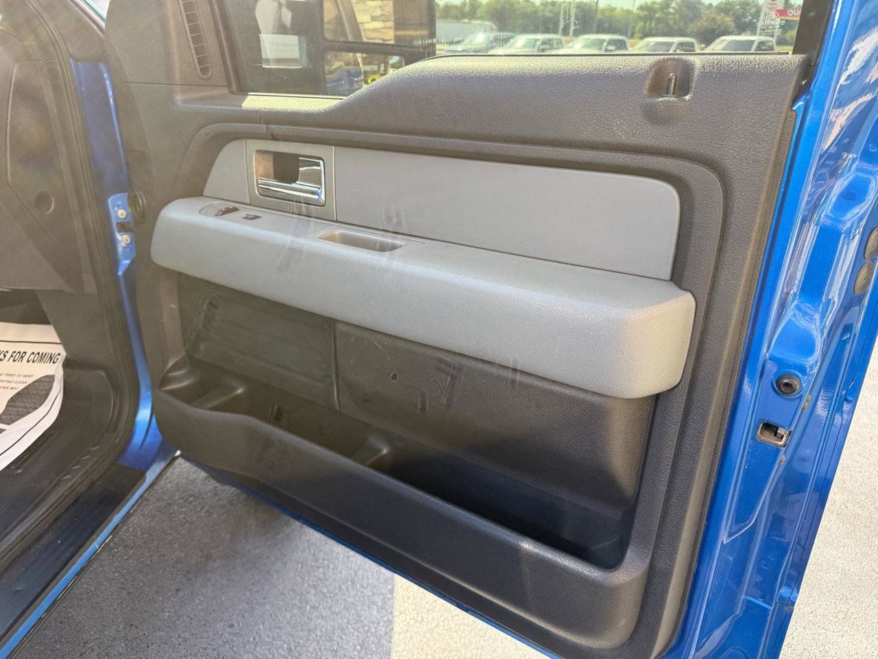 Used 2011 Ford F150 XLT w/ XLT Chrome Pkg RWD image 12