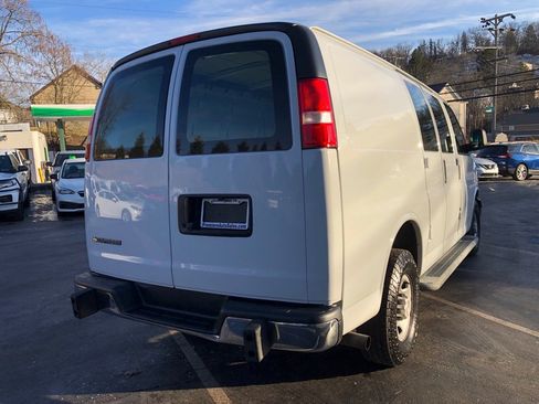 Used 2019 Chevrolet Express 2500 w/ Driver Convenience Package image 5
