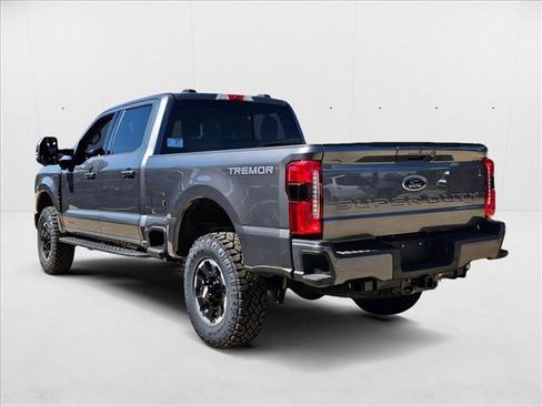 New 2025 Ford F350 Lariat w/ Lariat Ultimate Package image 9