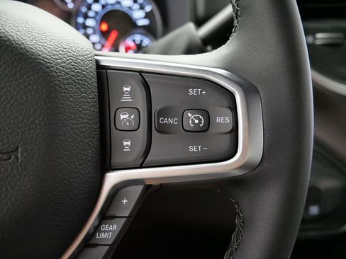 New 2026 RAM 3500 Big Horn AWD/4WD image 25