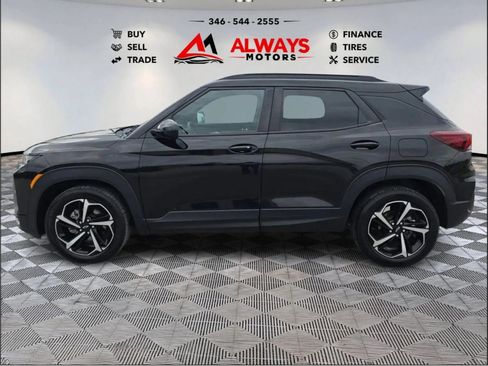 Used 2022 Chevrolet TrailBlazer RS FWD image 2